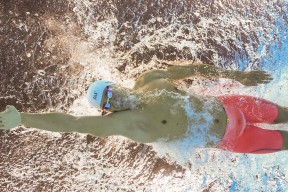 赫梅列夫斯基努力挑战世界级对手，赫梅利尼茨基勋章