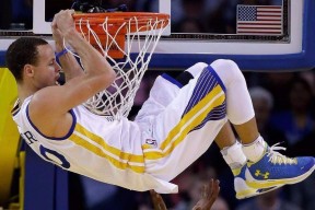 水球快攻战术中立代表队A主导比赛，水球队视频